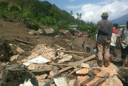 Tim Gabungan Masih Terus Lajukan Evakuasi Longsor di Warkuk Ranau Selatan
