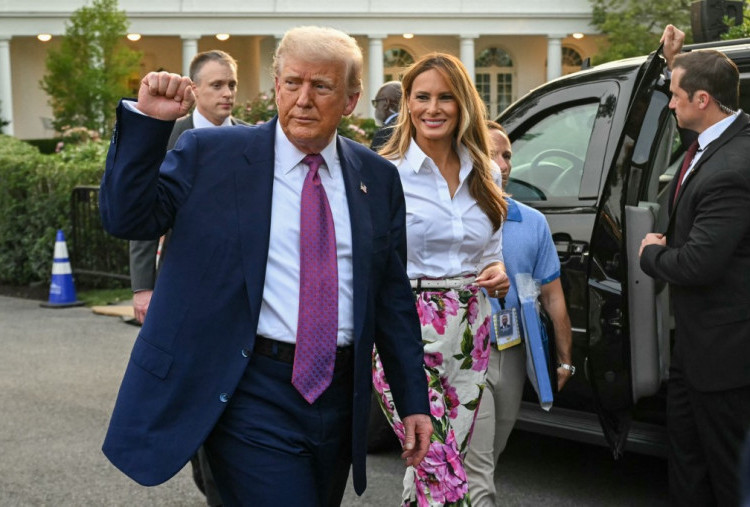Trump Desak Iran Buka Negosiasi dengan Israel, Atau Hadapi Serangan yang Lebih Brutal 