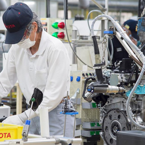 Toyota Kembali Kurangi Produksi Hingga 20 Persen Dampak Kelangkaan Chip Semikonduktor