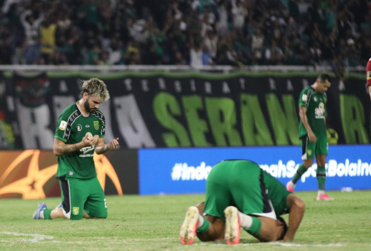 Persebaya vs Persija 1-0 di Piala Presiden, Gol Bunuh Diri Pankov Menangkan Bajol Ijo 