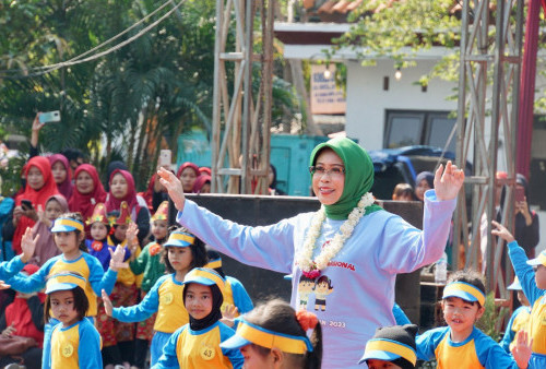 Bunda Fatma Ajak Wali Murid Perkuat Transisi PAUD ke SD di Pasuruan