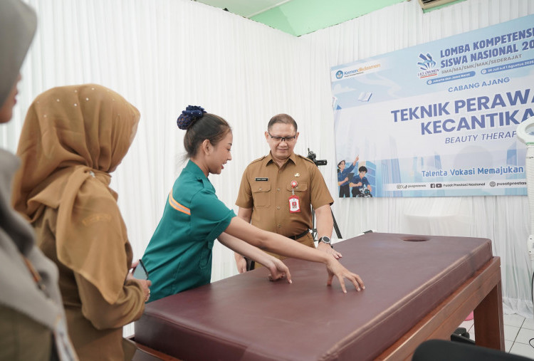 Jatim Kirim 45 Siswa Terbaik ke LKS Nasional 2026, Dindik Siapkan Kontingen Hadapi 38 Bidang Lomba