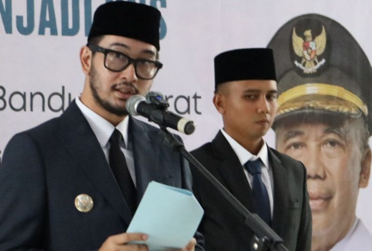Resmi Jabat Pj Sekda KBB, Eriska Diminta Bupati Jeje Jaga Ritme Birokrasi