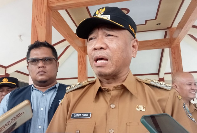 KPK OTT di Tulungagung, Bupati Gatut Sunu Wibowo Terjaring dan Dibawa ke Jakarta