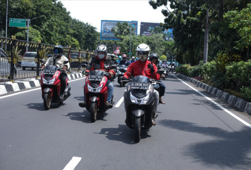Maxi Flash Trip Mampir ke Surabaya, Yamaha LEXi LX 155 Taklukan Trek Menantang di Kota Pahlawan