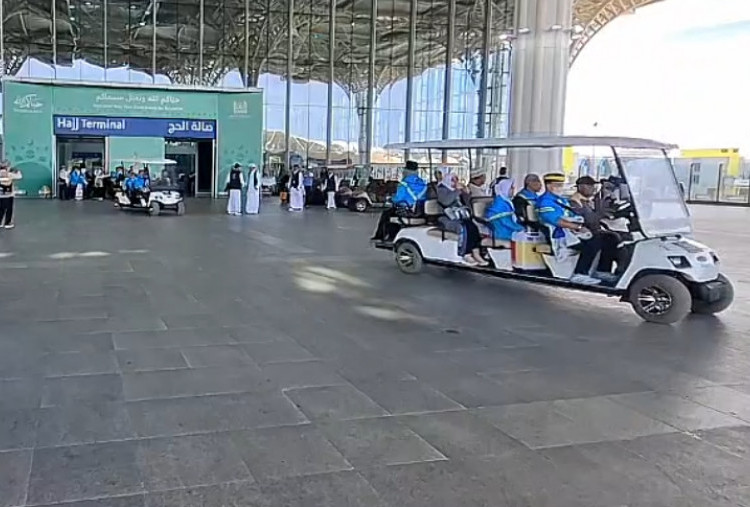 Bandara Madinah Sediakan Kursi Roda Hingga Mobil Golf Gratis