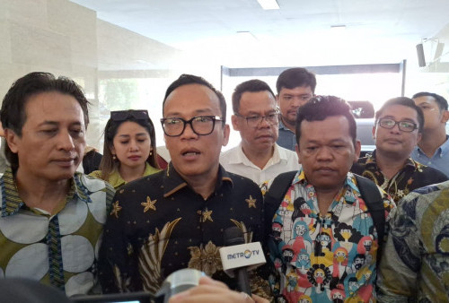 Relawan Duga Hasto Kristiyanto Aktor Intelektual di Balik Hoaks Prabowo Tampar dan Cekik Wamen