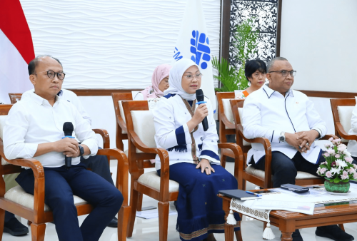 Aturan Lengkap THR 2023 di SE Menaker