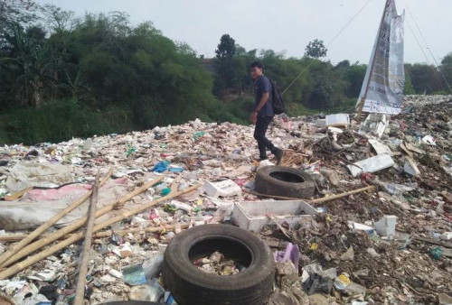TPS Ilegal Marak di Kota Bekasi, Sampah Menumpuk Ribuan Ton per Hari