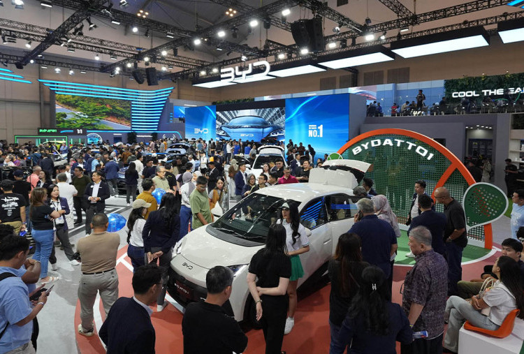 Serunya Booth BYD di GIIAS 2025, Usung Teknologi Canggih Bernuansa Masa Depan