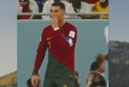 Netizen Sebut Ronaldo Simpan Kurma Sultan Qatar di Celana, Rogoh Isi Celana Saat Hadapi Ghana