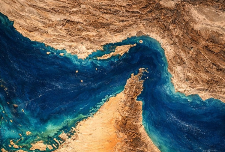 'Ini Medan Perang', AS Makin Terdesak? IRGC Tegas Tolak Buka Selat Hormuz sampai Tuntutan Terpenuhi