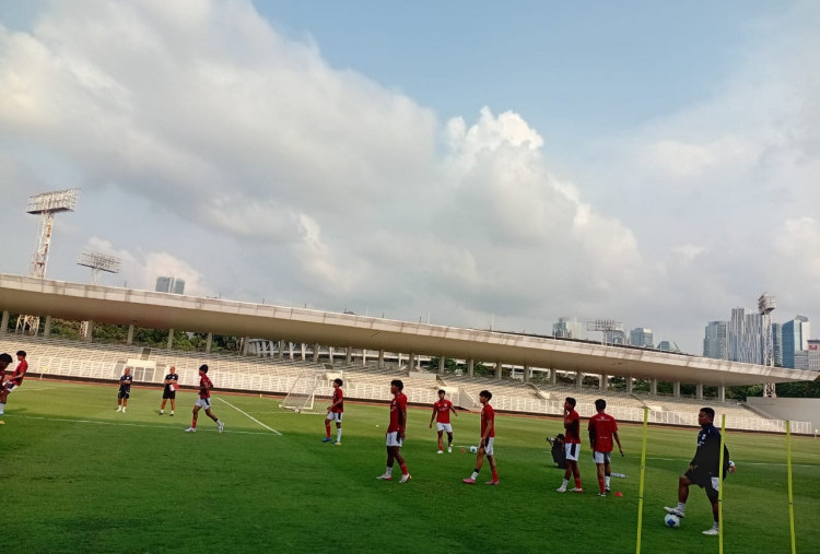 Nova Arianto Larang Pemain Timnas U-17 Gunakan Medsos Jelang Piala Dunia 2025