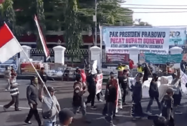 Demo Warga Pati Hari Ini, 100 Ribu Massa Siap Dikerahkan Tuntut Sudewo Lengser!