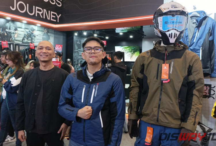 IMOS 2024: Respiro Hadirkan Threnox, Jaket Turing Segala Cuaca