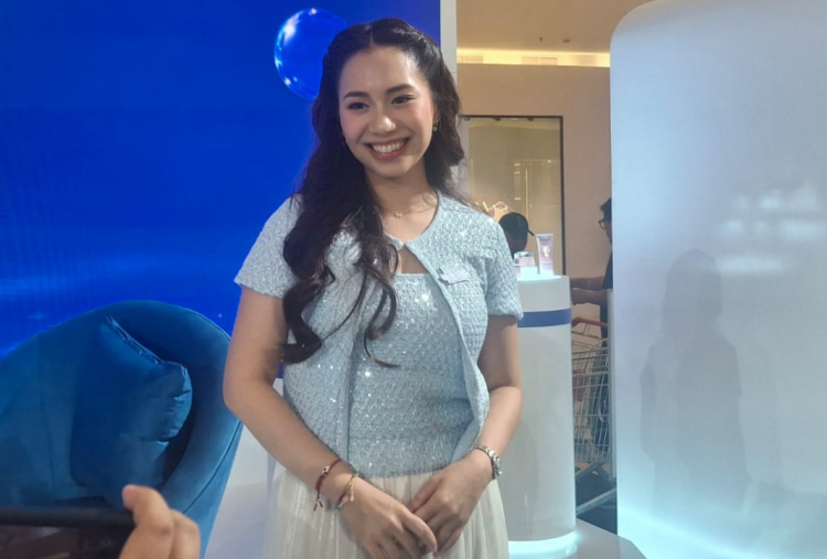 Jangan Mudah FOMO, Abel Cantika Bagikan Tips Smart Shopper saat Belanja Online