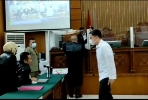 Kubu Arif Rachman Arifin Minta Hakim Melepas Segala Tuntutan JPU: Memulihkan Hak-Hak