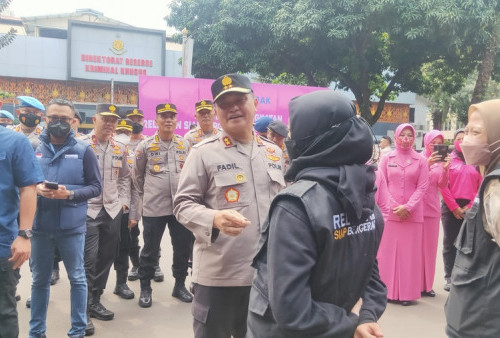 Relawan Polda Metro Jaya Berikan Trauma Healing ke Korban Gempa Cianjur