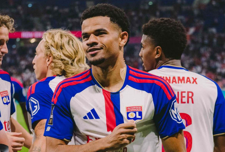 Zachary Athekame Bersinar di Lyon, AC Milan Bisa Ketiban Untung