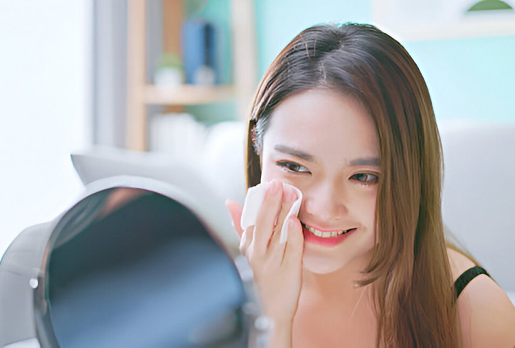 Toner Pencerah Wajah yang Bisa Meratakan Warna Kulit, Ini Saran Ahli