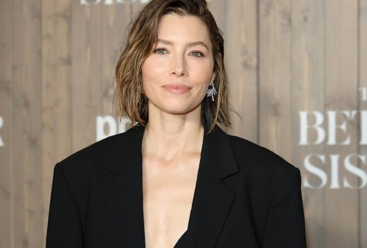 Jessica Biel Bagikan Teknik Jitu Redam Tantrum Anak