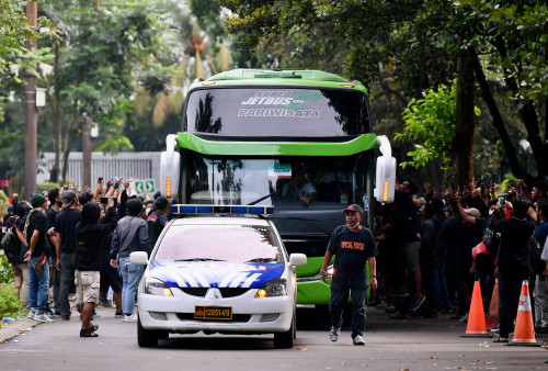 Bus Timnas Thailand Dilempar Batu Oleh Suporter Indonesia, Begini Tanggapan Polisi!