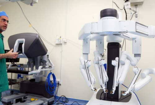 Bersama Dokter, Robot Bedah 'Da Vinci Xi' Berhasil Operasi Pasien Ginjal di Rumah Sakit Dubai