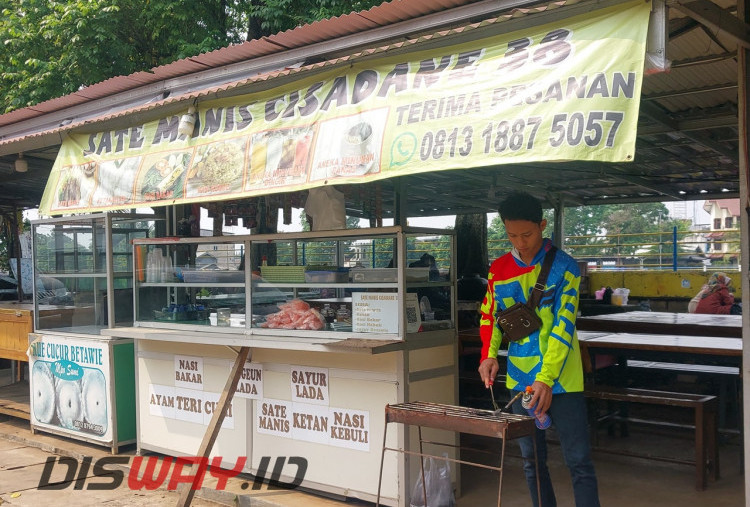 Rekomendasi Kuliner Tangerang: Sate Manis 38 di Pinggir Kali Cisadane