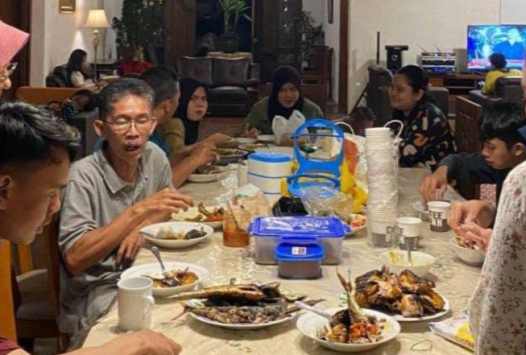 Bukber dan Pergeseran Makna, Dari Reuni Teman Lama hingga Ajang Pamer