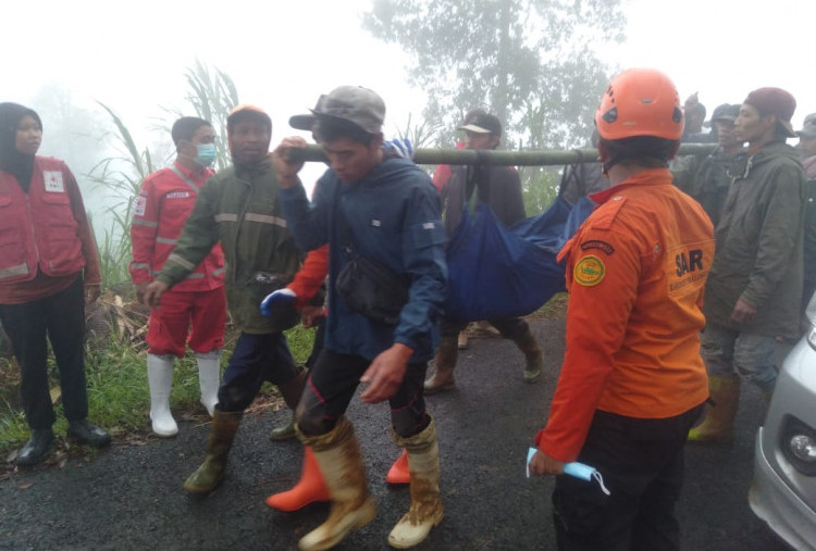 Pencarian Korban Longsor Pekalongan Berlanjut, 16 Orang Meninggal Dunia, 3 Masih Hilang