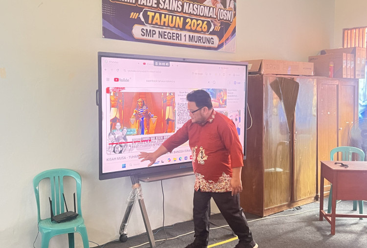 Digitalisasi Pendidikan di Murung Raya: 29 SMP Ikuti Bimtek Papan Interaktif Digital