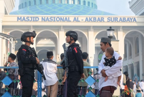 40 RIbu Jamaah Salat Idulfitri di Masjid Al-Akbar Surabaya, Khofifah Nikmati Momen bersama Keluarga