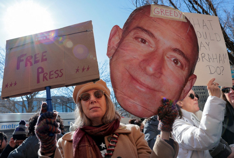 Washington Post, Media Legenda Amerika Serikat, yang Terguncang PHK Massal: CEO Mundur, Redaksi Tertekan