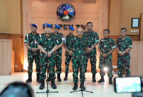 Pom dan Propam Investigasi Bentrok TNI - Polri di Kupang dan Jeneponto