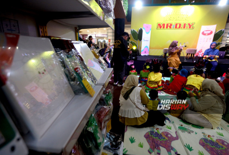 Dengan semangat kampanye ini, MR.D.I.Y. berharap setiap pengunjung dapat membawa pulang lebih dari sekadar barang: yakni ide, motivasi, dan semangat untuk menciptakan perubahan dari hal-hal kecil. Karena bagi MR.D.I.Y., rumah bukan hanya tempat tinggal, m
