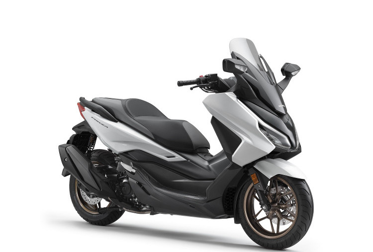 Honda Forza Makin Canggih, Sekarang pakai Panel Meter TFT, Harga Jadi Rp.94 Jutaan