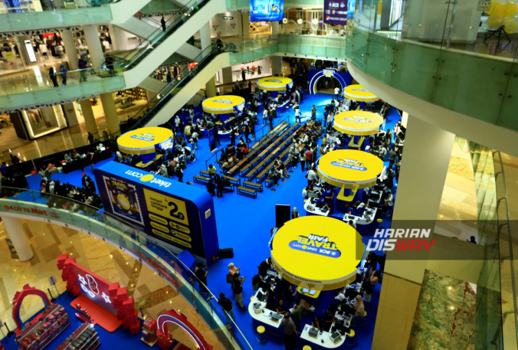 Tak hanya itu, BCA tiket.com Travel Fair 2026 juga menghadirkan solusi perjalanan end-to-end, mulai dari tiket pesawat, akomodasi, hingga transportasi darat seperti kereta api, bus antarkota, dan layanan mobilitas. Berbagai promo menarik pun ditawarkan, mulai dari tiket internasional di bawah Rp5 juta hingga hotel bintang empat dengan harga terjangkau, menjadikan ajang ini sebagai momentum tepat untuk berburu liburan hemat.