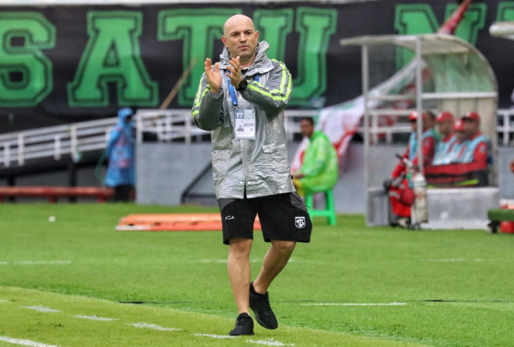 Pelatih Baru Persebaya, Bernardo Tavares Salut dengan Bonek, Berharap Terus Beri Dukungan Positif