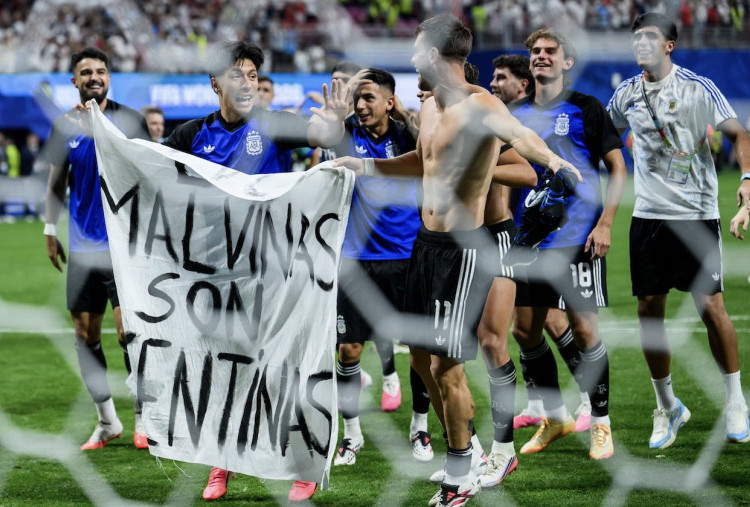 FIFA Kaji Dugaan Pelanggaran Argentina usai Bentangkan Spanduk Kepulauan Falkland