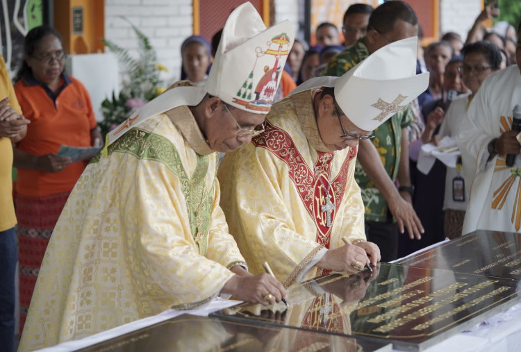 HBT Bangun Gereja Katolik Tercepat di TTU, Raih Rekor MURI