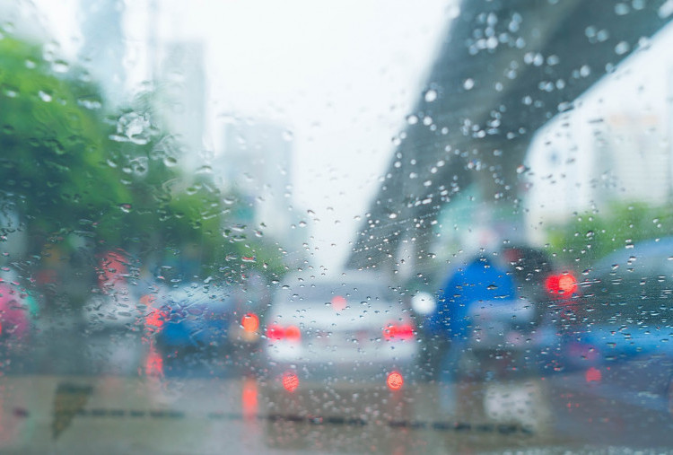 Cuaca Ekstrem Mengintai! BMKG Ungkap Ancaman Hujan Lebat di Jakarta, Jawa, Bali, hingga NTT pada 11 Januari 2026