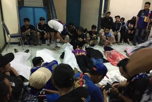 Mahfud MD Ungkap Kerusuhan di Stadion Kanjuruhan Bukan Antar Suporter, Kapolda Jatim Beri Penjelasan