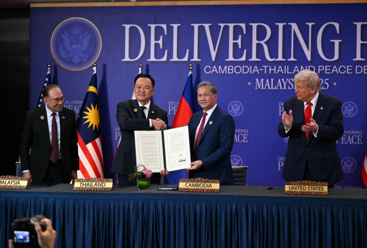 Thailand dan Kamboja Sepakati Gencatan Senjata Bersejarah di KTT ASEAN Malaysia