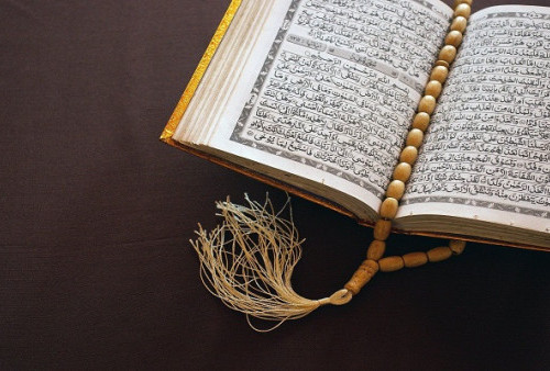 Kedua Tersangka Kasus Konten Injak Al-Quran di Sukabumi Beragama Islam