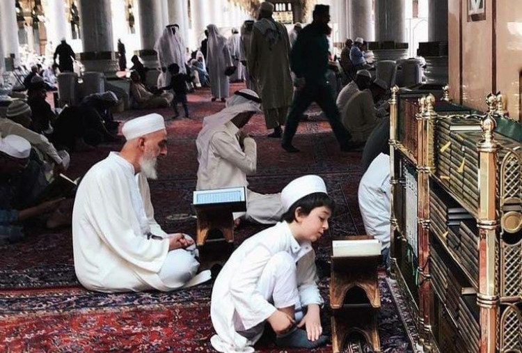 Hukum Iktikaf di Masjid saat Ramadan, Sunnah yang Dianjurkan dan Bisa Jadi Wajib Jika Bernazar
