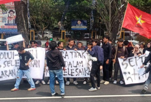 Kecam Aksi Kekerasan di Rempang, Mahasiswa Desak Jokowi Tarik TNI - Polri dari Pulau Rempang