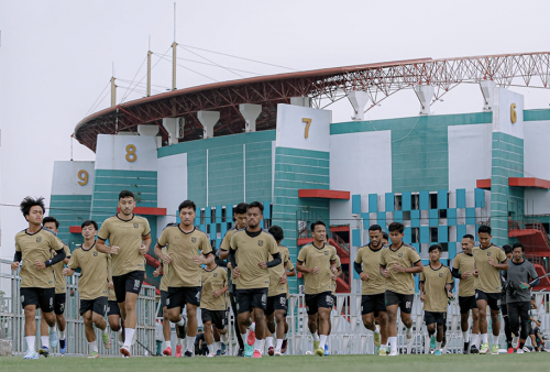 Belum Bisa Pakai Stadion, Persebaya Diizinkan Latihan di Lapangan Madya GBT