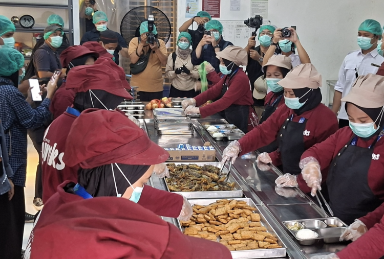 Dadan Hindayana: Program MBG Tetap Berjalan di Daerah Mayoritas Non-Muslim Saat Ramadan