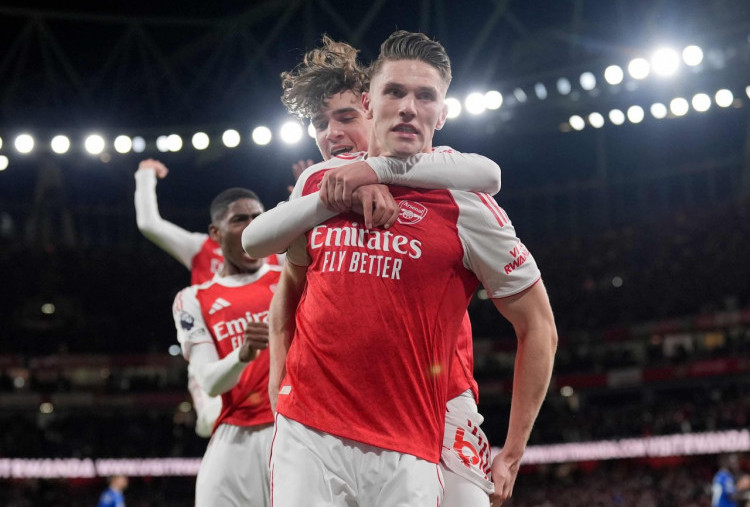 Arsenal vs Everton 2-0, Gyokeres-Dowman Antar The Gunners Mantap di Pucuk