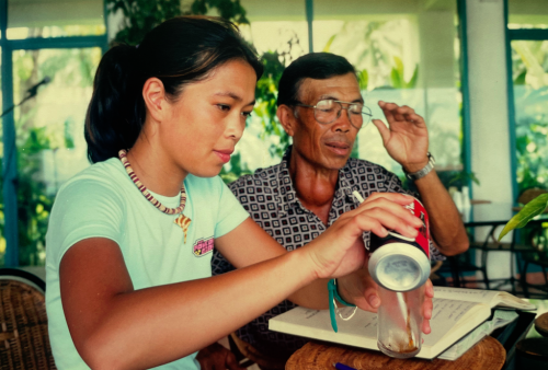Mijn Roots Mencari Orang Tua Kandung: Kurang Satu Tempat, Jakarta (16)